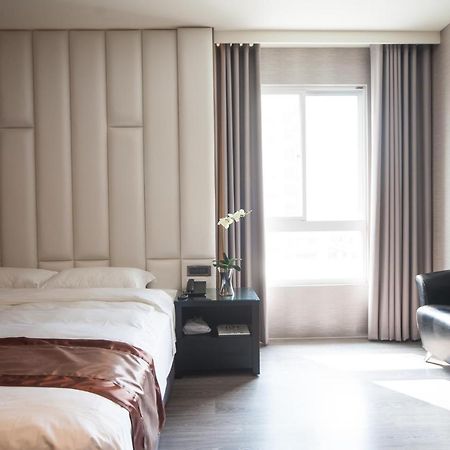 Grand Crystal Hotel Хсинчу Сити Екстериор снимка