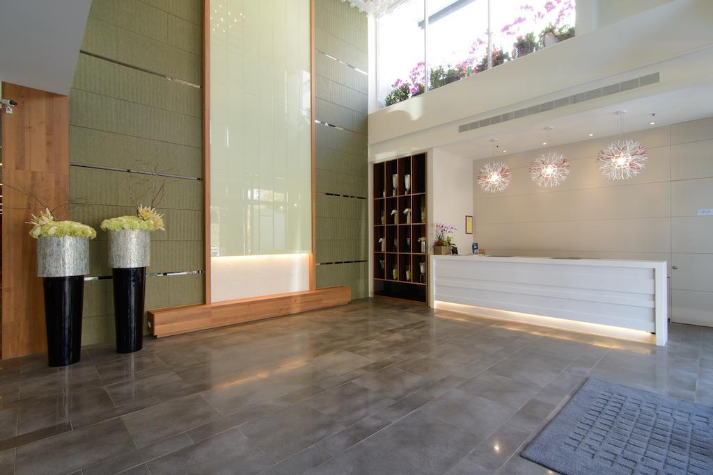Grand Crystal Hotel Хсинчу Сити Екстериор снимка