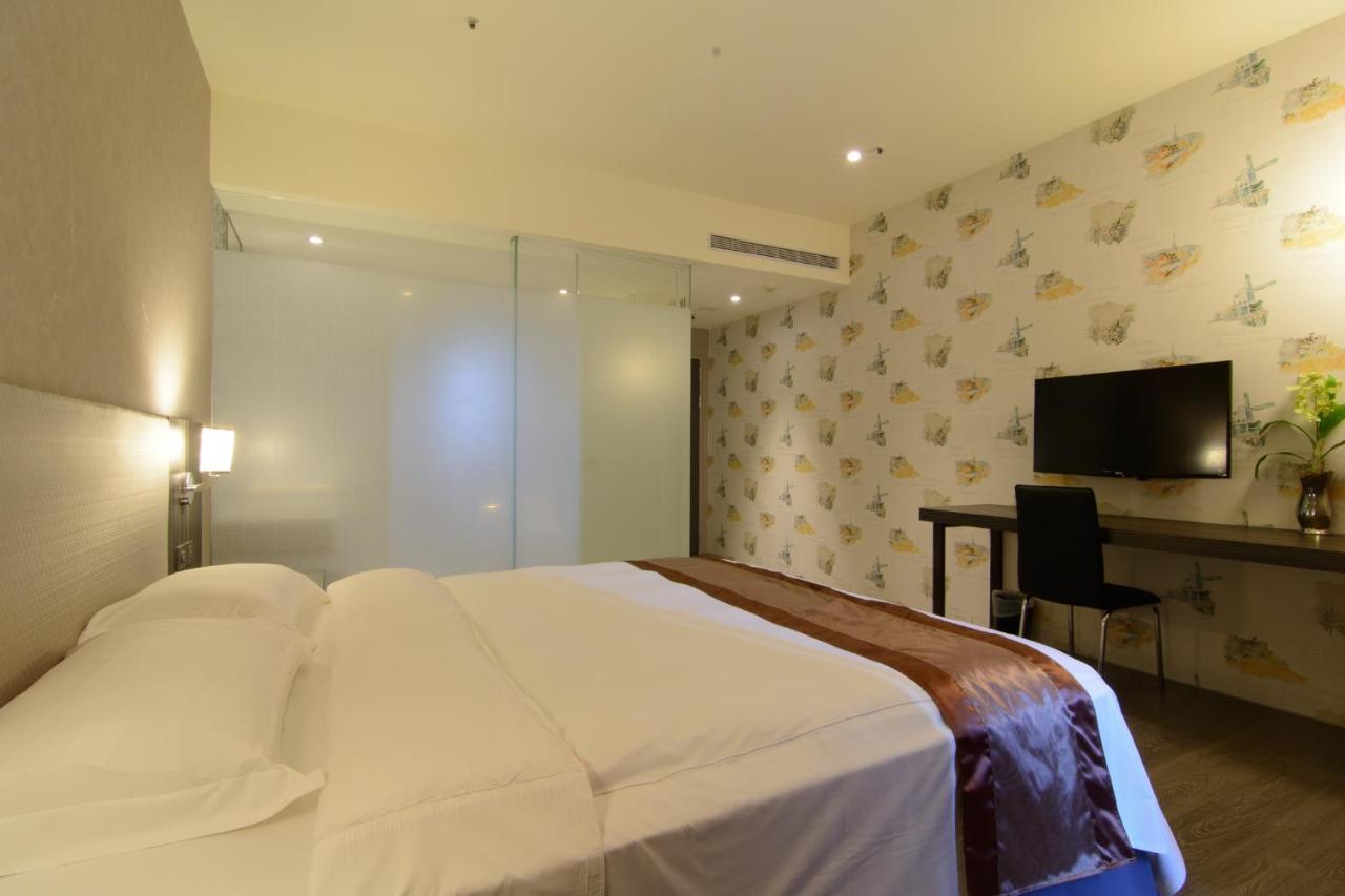 Grand Crystal Hotel Хсинчу Сити Екстериор снимка